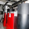 Cada día, más comunidades de vecinos sustituyen su antigua caldera de gasoil, gas o carbón por instalaciones de biomasa