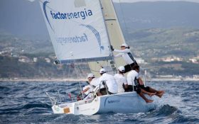Factorenergia patrocina de nuevo el velero J80 de José María van der Ploeg en las regatas del Campeonato de Europa y de la Copa del Rey