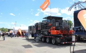 Jereh presenta equipos de alta gama para yacimientos petrolíferos en el 2014 Global Petroleum Show