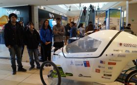 Experto de Ford Estados Unidos visitó muestra de autos eléctricos en la Zofri