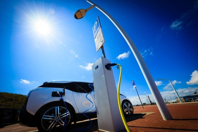 La revolución holandesa de carga inteligente de vehículos eléctricos