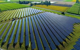 Amazon supera los 1,15 GW de capacidad renovable en España con cuatro nuevos proyectos de energía solar en Extremadura, Castilla – La Mancha y Madrid
