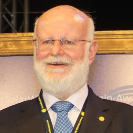 Antonio Luque recibe el Premio Internacional SolarWorld-Einstein