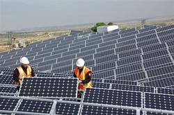 Conectada a la red la mayor instalaci&oacute;n solar fotovoltaica en cubierta de Navarra
