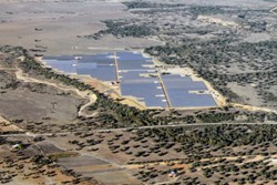 Elecnor inaugura el parque solar fotovoltaico de Valdecaballeros