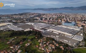 Stellantis Vigo y Prosolia Energy ponen en marcha la mayor planta solar fotovoltaica sobre cubierta de España destinada al autoconsumo Stellantis-Vigo